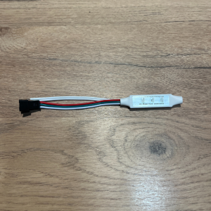 LLT-SPICHCON Simple Chase Controller for WS2811